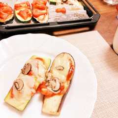 รูปของ ヘルシー簡単で美味しい！ズッキーニピザ♡