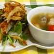夏の爽やかサラダ丼&ピリッと魚介スープ