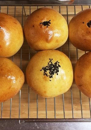 クリームチーズ餡パン-レシピのメイン写真