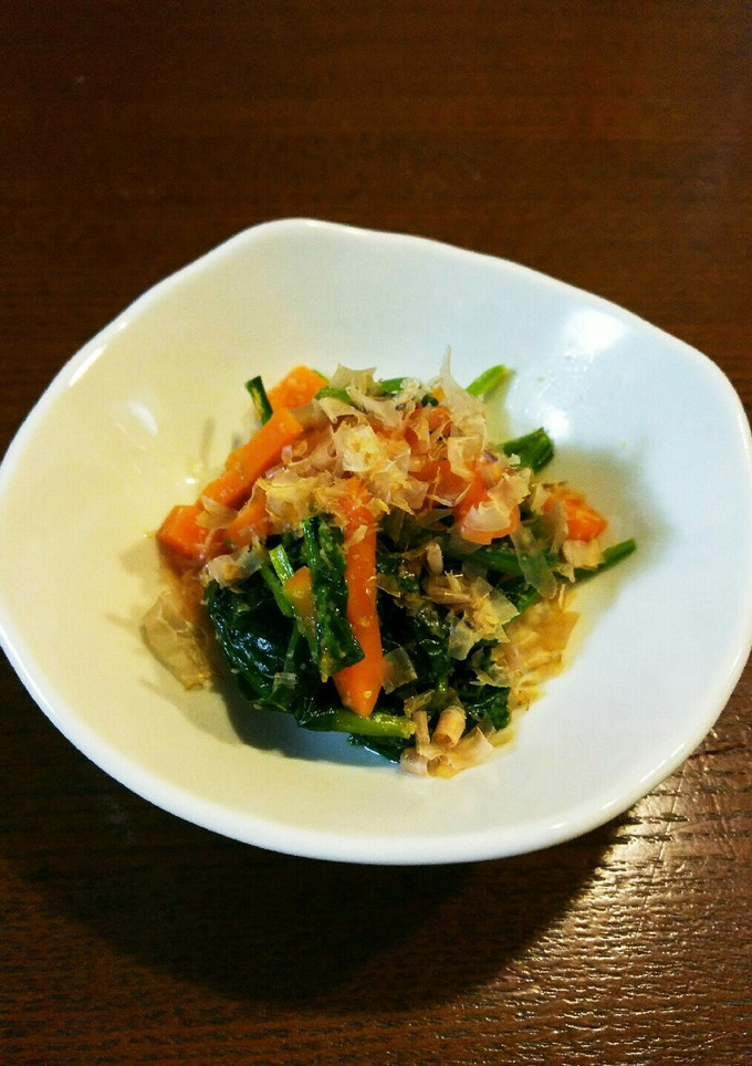 ほうれん草の白だし胡麻和えの鰹節のせ-レシピのメイン写真
