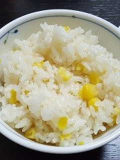 甘くてシャキシャキ!コーンの炊き込みご飯-レシピのメイン写真