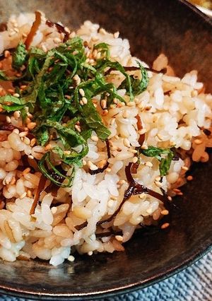 混ぜるだけ♪ヘルシー☆しそ昆布ご飯-レシピのメイン写真