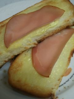 朝食に☆超簡単 ハムマヨトースト☆-レシピのメイン写真