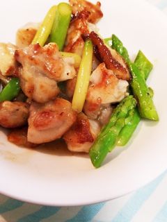 アスパラと鶏肉の塩味炒め♪︎-レシピのメイン写真