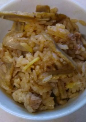 牛肉ごぼうごはん-レシピのメイン写真