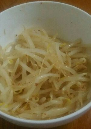 簡単すぎる！ピリ辛もやしのナムル-レシピのメイン写真