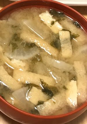 キホンの味噌汁 大根と油揚げと菜っ葉-レシピのメイン写真