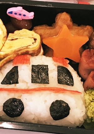 救急車弁当 キャラ弁 幼稚園弁当 年少-レシピのメイン写真