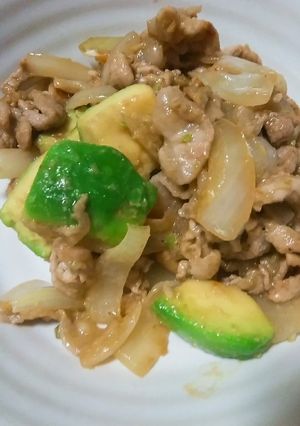 アボカドと豚肉の味噌マヨ炒め☆-レシピのメイン写真