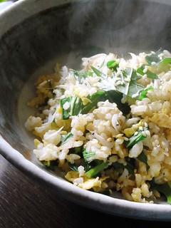 あみえびと水菜 ナンプラーで炒飯-レシピのメイン写真