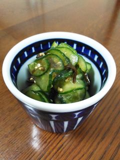 簡単!キュウリの塩昆布漬け-レシピのメイン写真