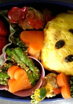 にこちゃんオムライス✿ฺキャラ弁-レシピのメイン写真