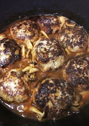 おから入り、煮込みハンバーグ-レシピのメイン写真