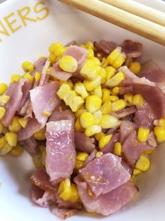 簡単!コーンとベーコンのバター炒め-レシピのメイン写真