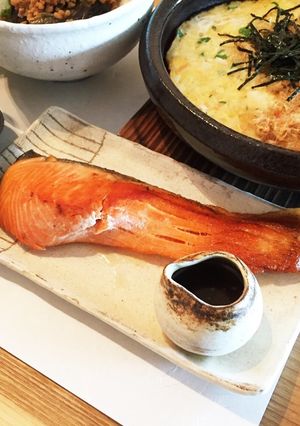 サーモンのバター醤油ソース　☆☆☆-レシピのメイン写真