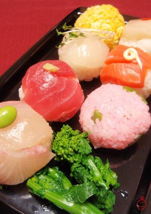 ♪刺身の盛り合わせで手まり寿司♪-レシピのメイン写真