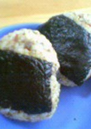 卵にぎりと肉味噌のコラボ☆おにぎり-レシピのメイン写真