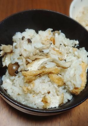 炊飯器でキノコたっぷり炊き込みご飯-レシピのメイン写真