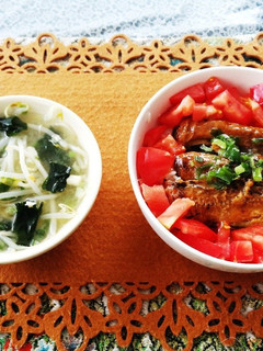超美味しい 簡単 サンマ蒲焼とトマト丼-レシピのメイン写真