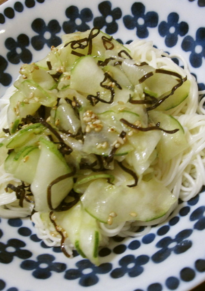 ウリと素麺の和え物-レシピのメイン写真