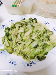 ブロッコリーのチーズ焼き-レシピのメイン写真