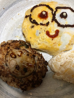すっきり味♩梅しそレンコン和風ハンバーグ-レシピのメイン写真