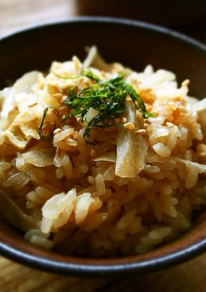 Staub de ごぼうご飯☆炊飯器OK-レシピのメイン写真