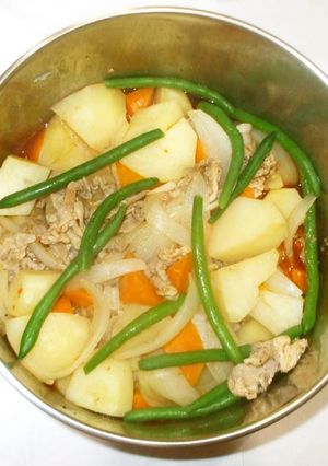 ピリ辛肉じゃが♪簡単！大人の肉じゃが-レシピのメイン写真