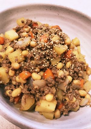ご飯がすすむ!大豆とゴロゴロ野菜の味噌煮-レシピのメイン写真