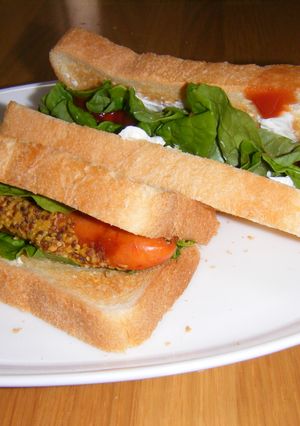 朝ごはんに☆食パンdeホットドック-レシピのメイン写真