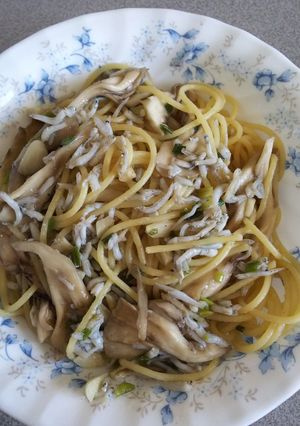しらすとまいたけの和風ペペロンチーノ-レシピのメイン写真