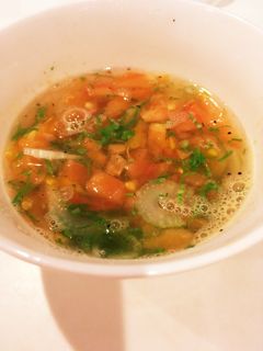 トマトセロリ黒胡椒、レンジでスープ-レシピのメイン写真