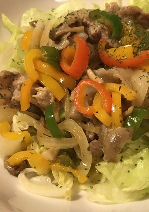 豚肉＆４色ピーマンの甘辛醤油バター炒め-レシピのメイン写真