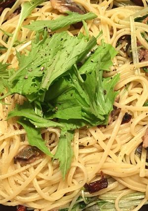 簡単、和風ペペロンチーノ(秋刀魚と水菜)-レシピのメイン写真