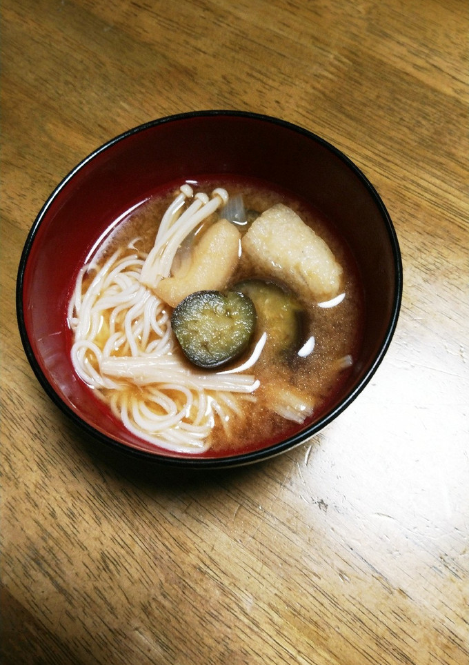 みそ汁～なすと油揚げと残ったそうめんで♪-レシピのメイン写真