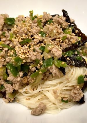 食欲増進！五香粉香る肉味噌そうめん-レシピのメイン写真