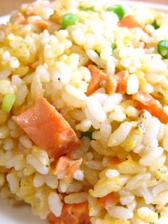 サッと炒めるだけ!簡単☆鮭チャーハン-レシピのメイン写真