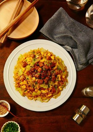 味ぽん鶏チャーシューと卵の親子焼きそば-レシピのメイン写真