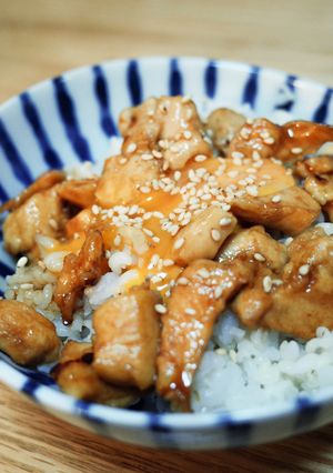 甘みがクセになる照り焼きチキン丼-レシピのメイン写真
