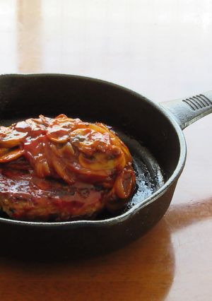 豚ひき肉のハンバーグマッシュルームソース-レシピのメイン写真