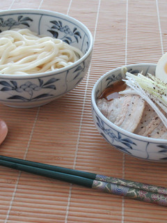 味玉付き!豚バラ肉もやしの味噌つけうどん-レシピのメイン写真