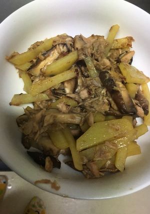 じゃがいもとしいたけのツナ炒め-レシピのメイン写真