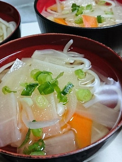 ある物入れちゃって~白だしで☆お吸い物-レシピのメイン写真
