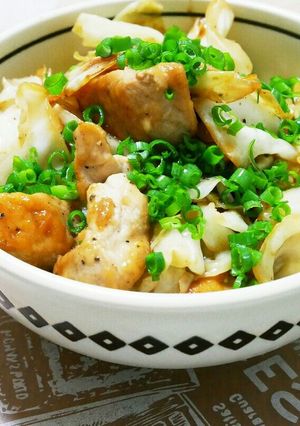 鶏むね肉とキャベツのレモンバター醤油炒め-レシピのメイン写真