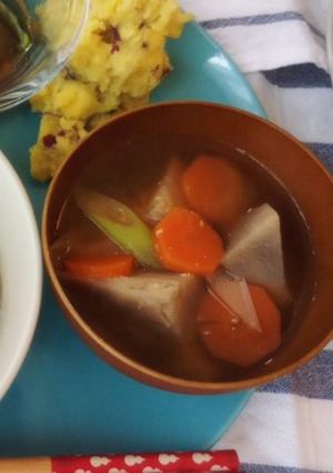 野菜たっぷりのお味噌汁-レシピのメイン写真