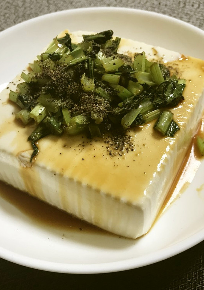 刻み小松菜の炒り煮の冷奴！-レシピのメイン写真