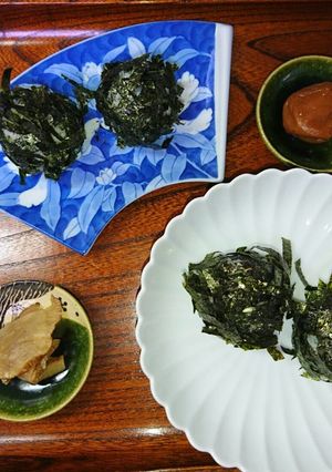 のり茶漬の黒丸おにぎり-レシピのメイン写真