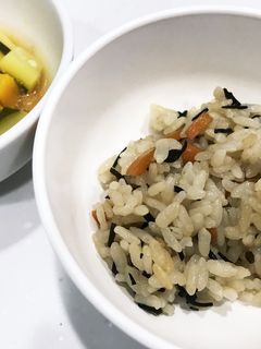 ひじきの炊き込みご飯 離乳食完了期-レシピのメイン写真