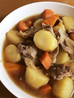 超簡単!めんつゆのみで甘さ控え目肉じゃが-レシピのメイン写真