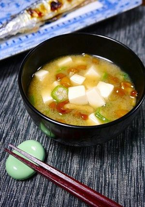 簡単！なめことオクラのお味噌汁-レシピのメイン写真